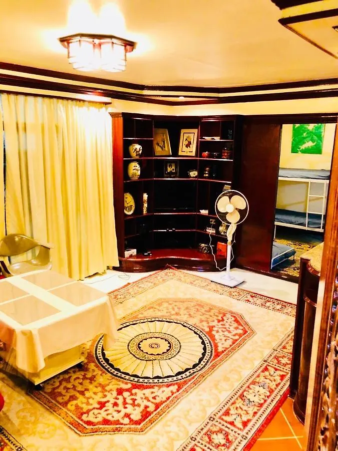 Апартаменты The Mansion - Backpackers Near Airport Манила 0*,  Филиппины