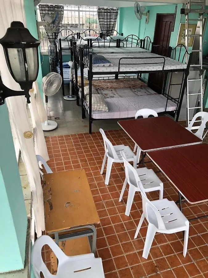 The Mansion - Backpackers Near Airport Apartment Manila Philippines