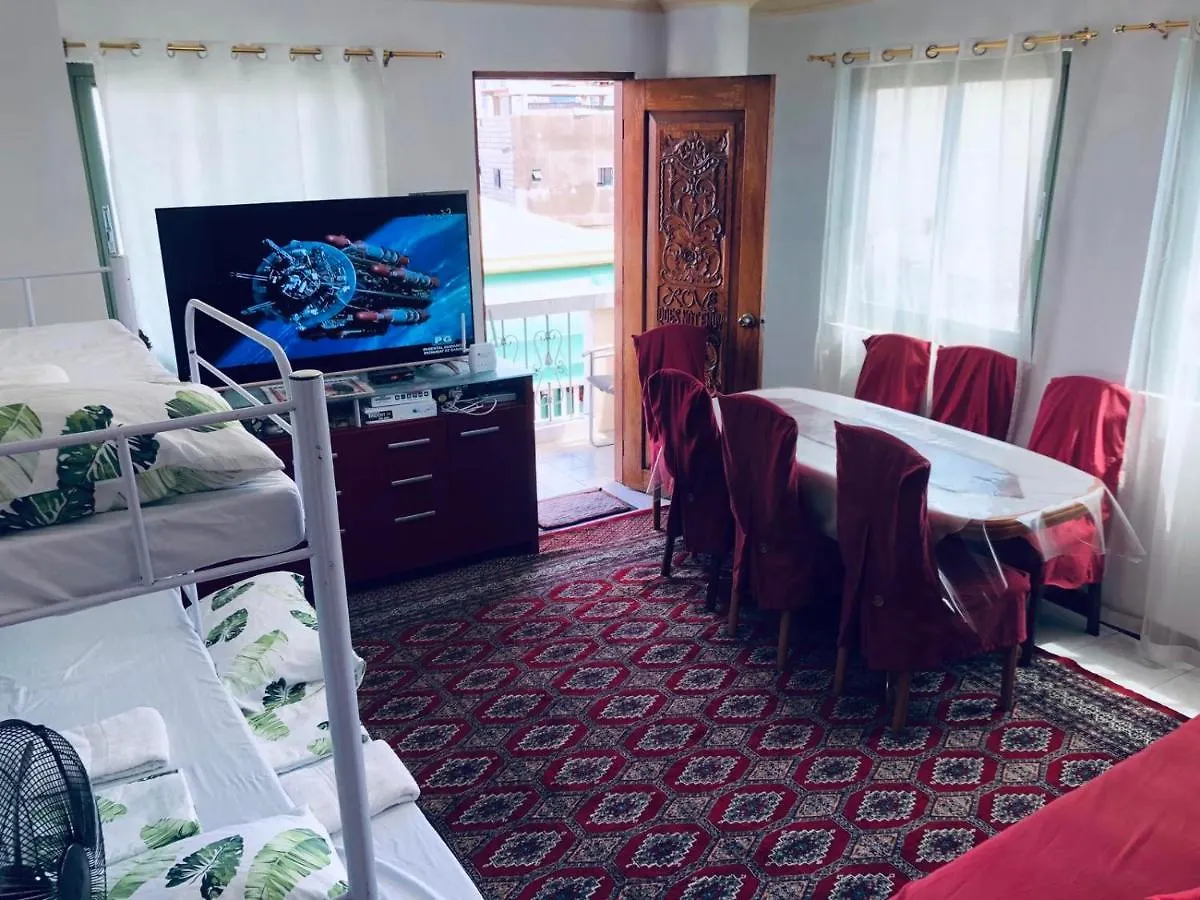 The Mansion - Backpackers Near Airport Apartment Manila Philippines